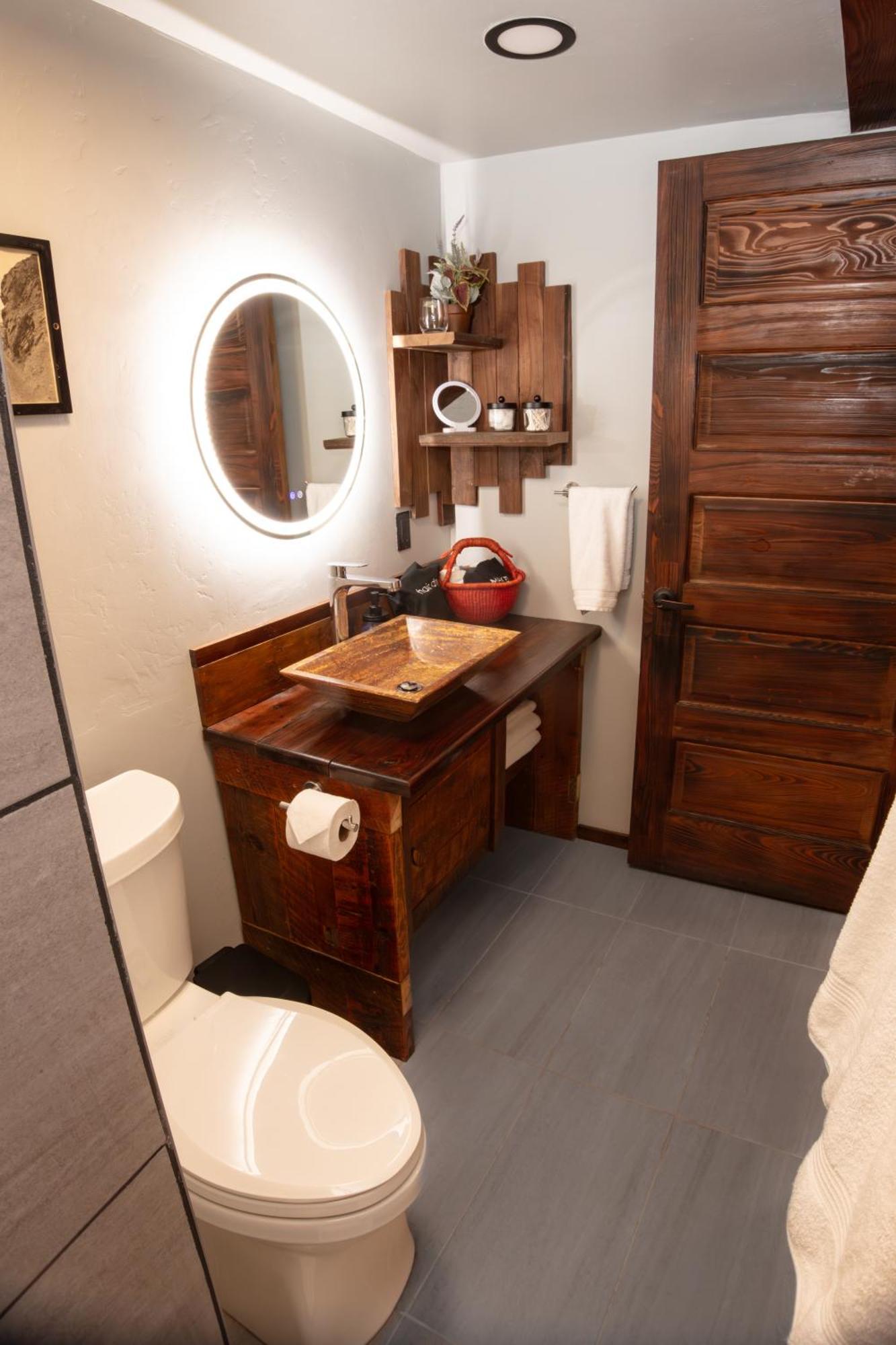 The Frenchman Suites Silverton Esterno foto