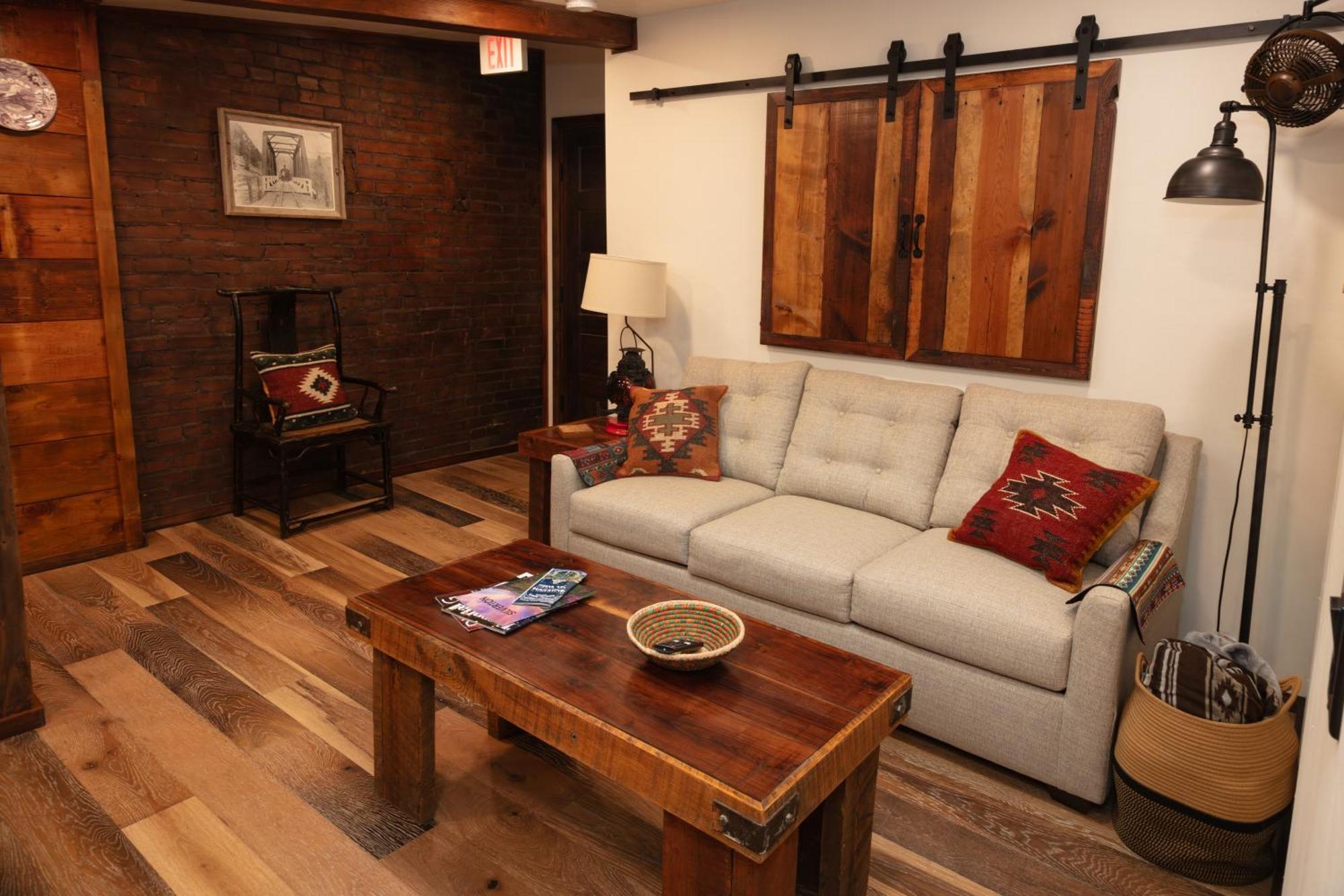 The Frenchman Suites Silverton Esterno foto
