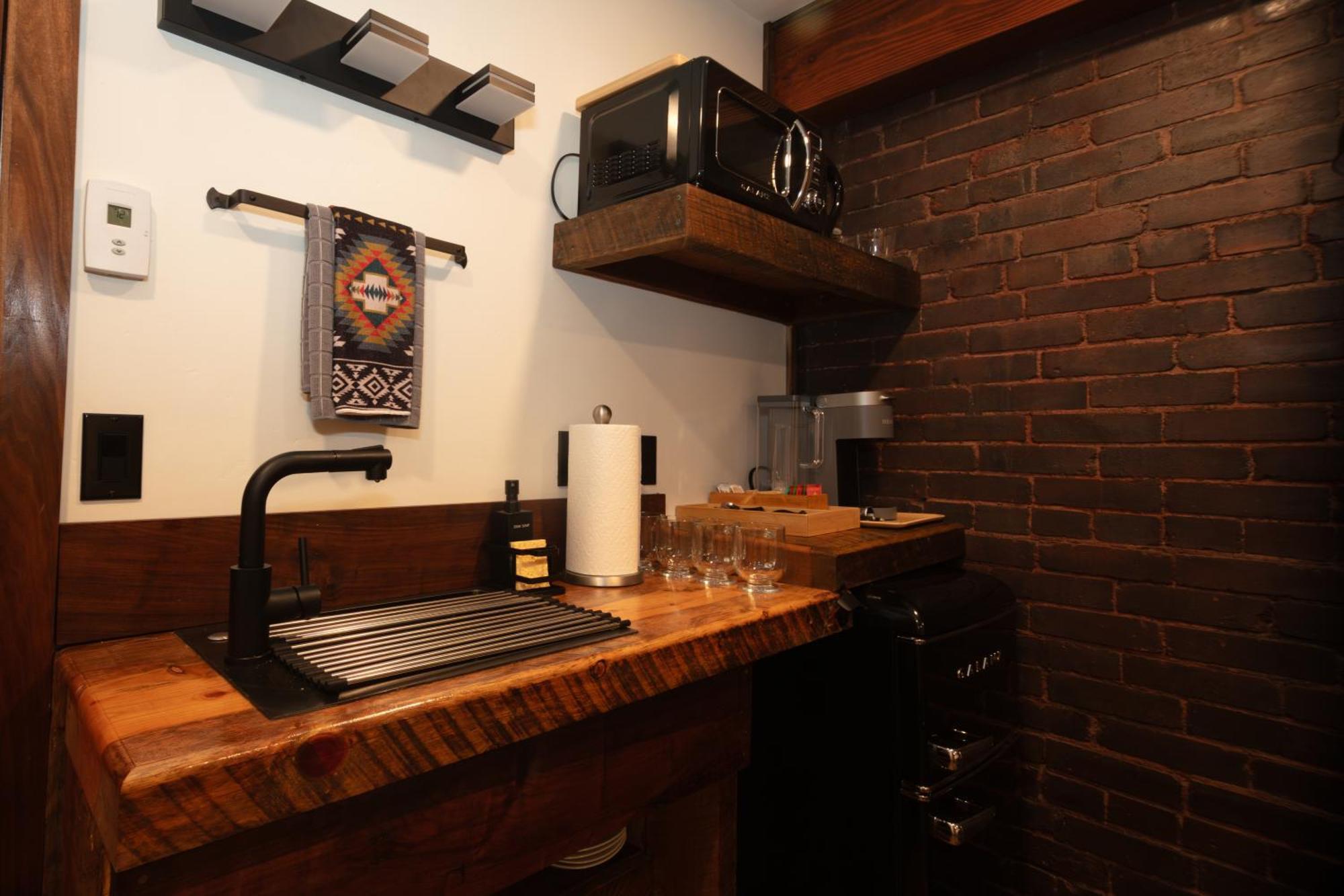 The Frenchman Suites Silverton Esterno foto